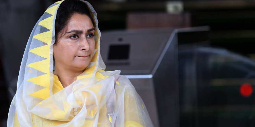 Capt trying to mislead people: Harsimrat