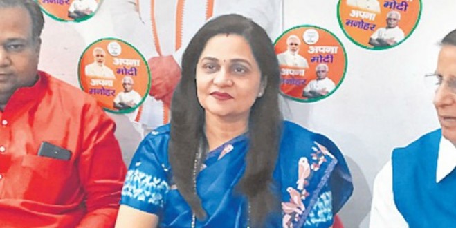 संभावित हार से बौखलाए अशोक तंवर, गैर जिम्मेदाराना बयानों को लेकर करूंगी मानहानि का दावा: दुग्गल