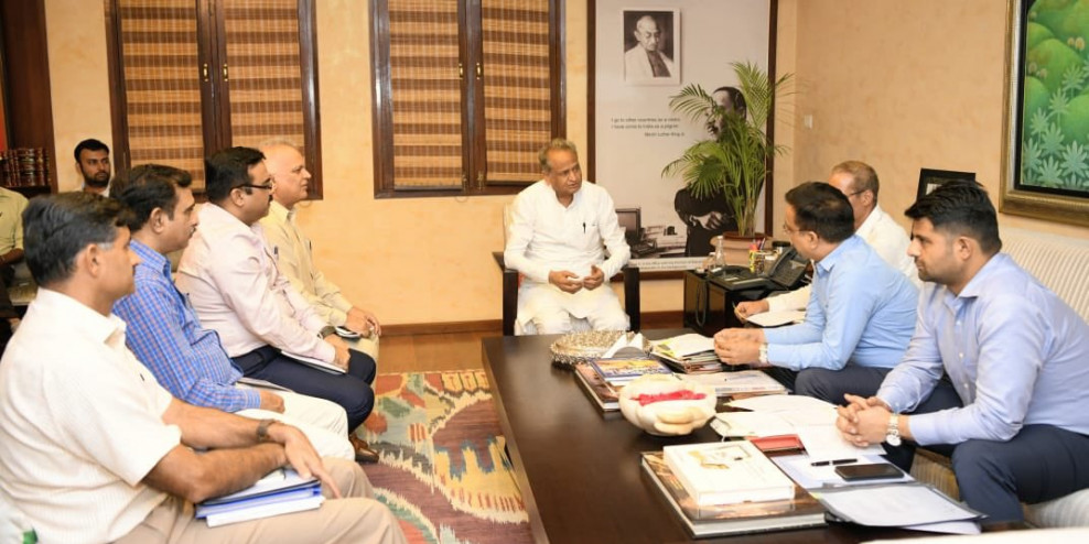 राजस्थान के मुख्यमंत्री ने घूंघट प्रथा के खिलाफ खोला मोर्चा