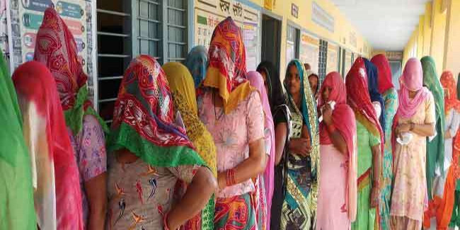 धीमी शुरूआत के बाद आने लगी तेजी, अब तक 8.73 फीसद वोटिंग, फतेहाबाद सबसे आगे
