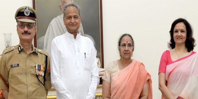 डीजीपी कपिल गर्ग ने की सीएम से मुलाकात, जताया आभार