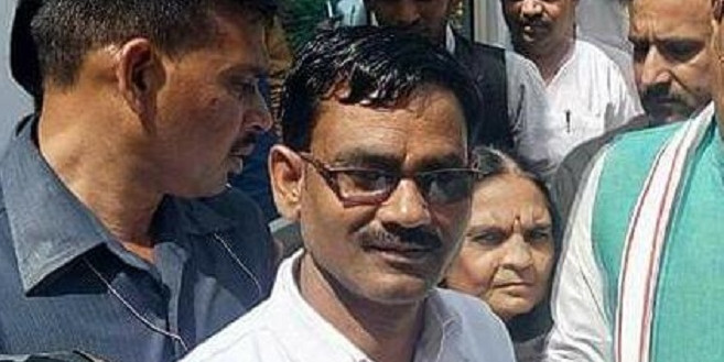 कश्मीरी लड़कियों पर बयान देने वाले भाजपा विधायक मुज़फ्फरनगर दंगों में भी जा चुके हैं जेल