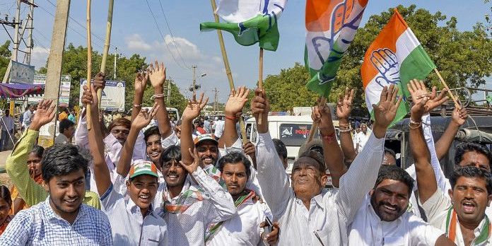 कांग्रेस अपनी कब्र क्यों खोद रही है