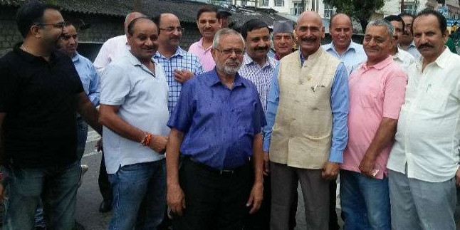 पुलिस स्टेशन के दर्शन करने पर दूखी रविंद्र रवि
