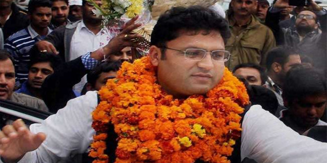 अशोक तंवर का कांग्रेस पर सनसनीखेज आरोप, कहा- एक नहीं 14 टिकट बेचे गए