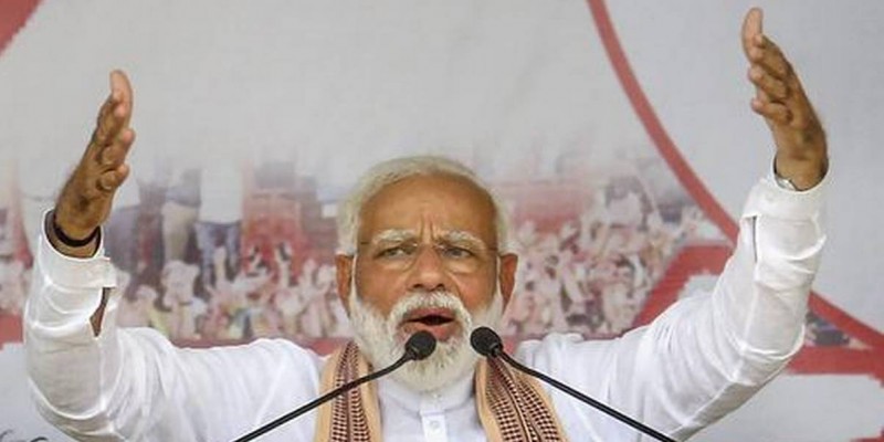 विरोध और आरोपों के बीच तय किया संघ प्रचारक से प्रधानमंत्री तक का सफर