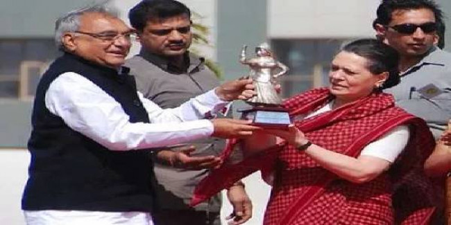 हुड्डा ने ट्वीट कर किया सोनिया गांधी का धन्यवाद, कहा- जो जिम्मेदारी दी उसके लिए आभारी