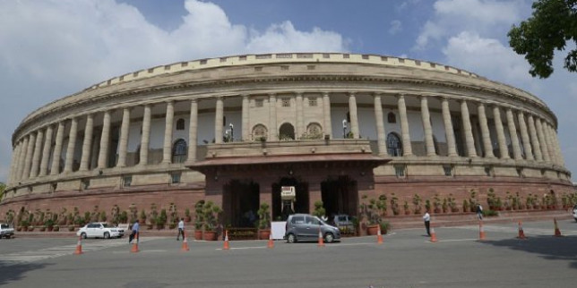सांसदों ने तीन दिनों तक की पढ़ाई, जाने अपने अधिकार और सुविधाएं