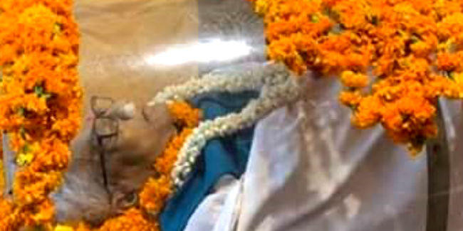पटना पहुंचा पूर्व मुख्यमंत्री डॉ जगन्नाथ मिश्रा का पार्थिव शरीर, एयरपोर्ट पहुंचे कांग्रेस, बीजेपी और जेडीयू नेता
