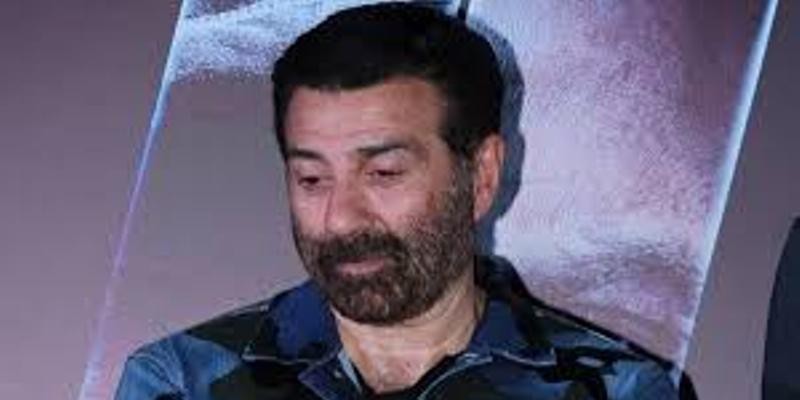 सांसद सनी देओल की बढ़ सकती है मुश्किल, चुनाव में किया लिमिट से ज्यादा खर्च!