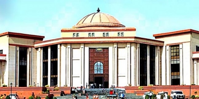 10 वर्ष की सेवा पूर्ण करने वाले शिक्षकों को क्रमोन्नति वेतनमान देने का आदेश
