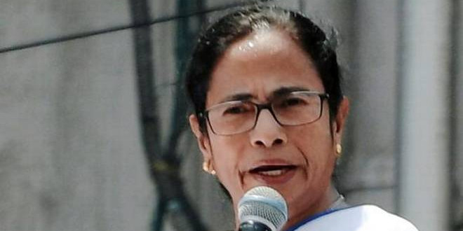 राज्य सरकार किसानों के कल्याण और उद्योगों को बढ़ावा देने को प्रतिबद्ध : ममता