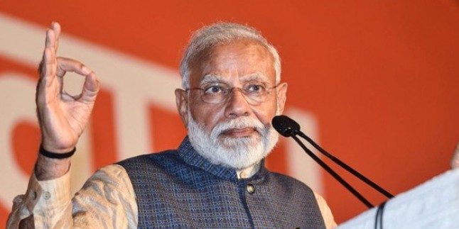 मोदी सरकार बजट में अपने इन 3 वोट बैंकों पर देगी विशेष ध्यान !!