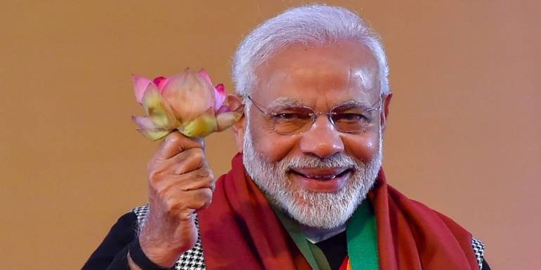 जनादेश मिलते ही पीएम मोदी और इन बीजेपी नेताओं ने हटाए 'चौकीदार'