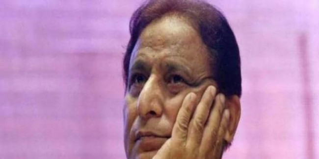 जमीन कब्जाने के मामले में सपा सांसद आजम खान पर एक और केस दर्ज