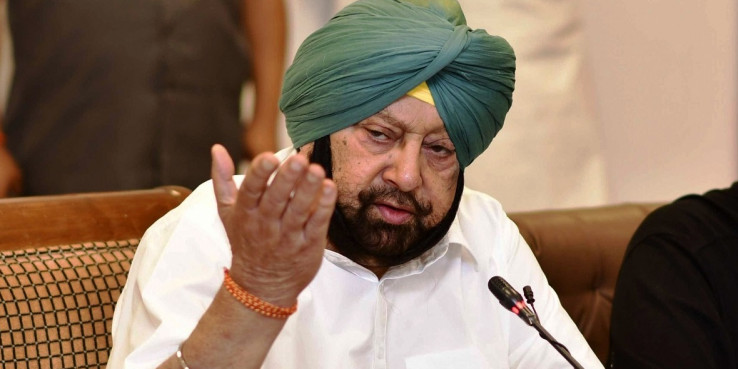 Kartarpur corridor: पाक की नापाक हरकत, कैप्टन का सिद्धू पर निशाना, इमरान 'रियल हीरो' वाले पोस्टर से विवाद