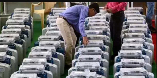 अरुणाचल: पोलिंग टीम पर 500 से अधिक हथियारबंद लोगों का हमला, लूटी EVM