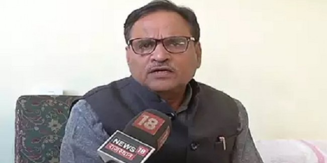 इस्तीफे पर बवाल, मुख्य सचेतक महेश जोशी ने कहा- न मुख्यमंत्री न किसी और को इस्तीफा देने की जरुरत