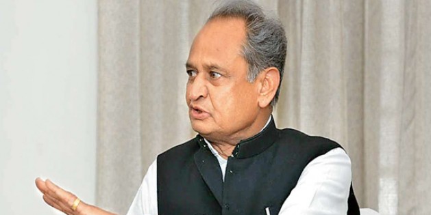 अफवाहों पर ध्यान ना दें, आपसी सौहार्द बनाए रखें: मुख्यमंत्री