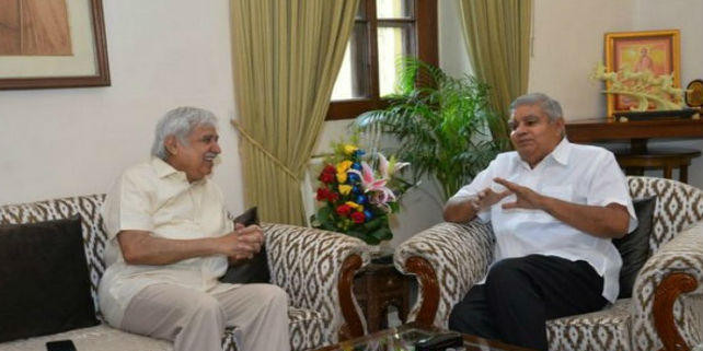 राज्यपाल ने मुख्य चुनाव आयुक्त से स्वतंत्र व निष्पक्ष चुनाव कराने का किया आग्रह