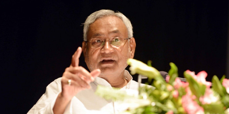 जल-जीवन-हरियाली- सभी सड़कों के किनारे लगेंगे पौधे : CM नीतीश