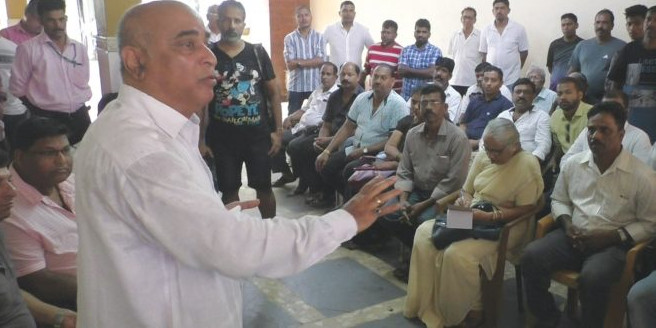 Azgaonkar assures strict action against unruly tourists on beaches