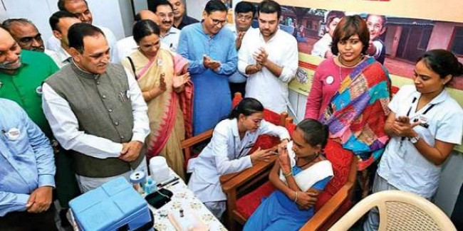 देश की स्वास्थ्य रैंकिंग में पिछड़ा गुजरात, 62% अंक ही मिले, CM रुपाणी अधिकारियों से खफा हुए
