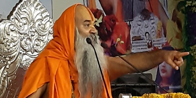 कामदगिरि पीठाधीश्वर रामस्वरूपाचार्य बोले- कई संत सत्ता के लालच में पथ भ्रष्ट होते जा रहे हैं