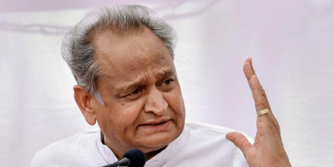 बकाएदारों पर मेहरबान हुई सरकार, बकाया टैक्स पर बड़ी छूट का ऐलान
