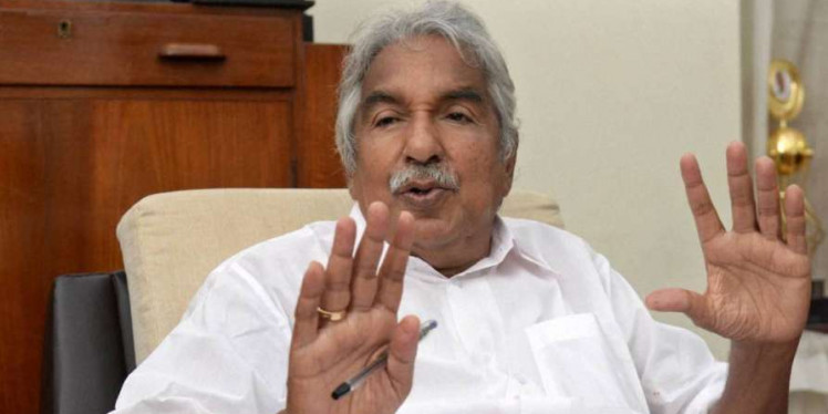 Oommen Chandy wants PM's convention on Kerala priest
