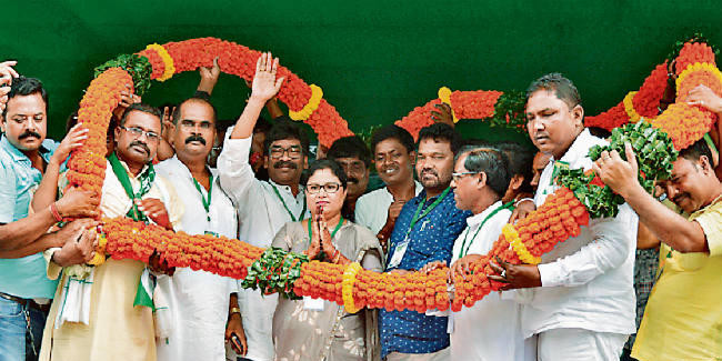 बोकारो : सरकार बनी तो महिलाओं को 50 प्रतिशत आरक्षण : हेमंत सोरेन