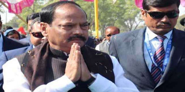 रघुवर सरकार का बड़ा फैसला, उज्ज्वला के 32 लाख परिवारों को मुफ्त मिलेगा दूसरा सिलिंडर; पढ़ें झारखंड कैबिनेट के फैसले