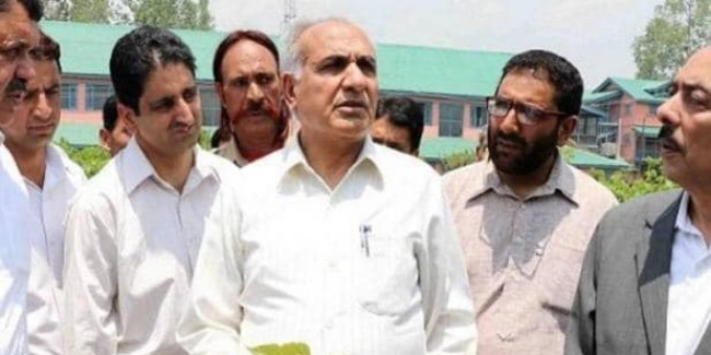 जम्मू-कश्मीर: महबूबा मुफ्ती को बड़ा झटका, मोहम्मद खलील बंद का PDP से इस्तीफा