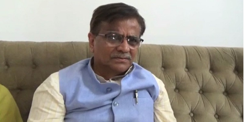 दीपेंद्र हुड्डा के बयान पर धनखड़ का पलटवार, कहा पैराशूट से उतरने वाले फौजी को देख विरोधी को सताता है भय