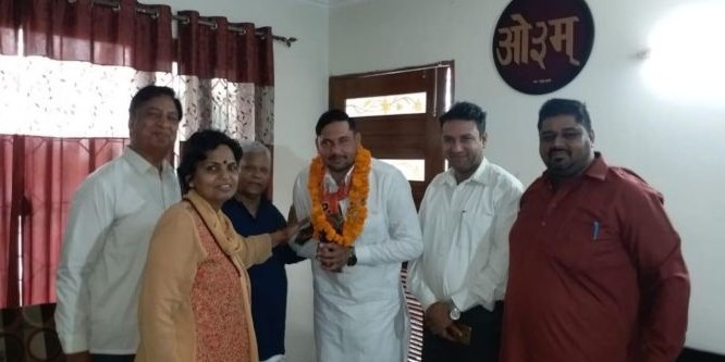 जेजेपी को बड़ा झटका, युवा जिलाध्यक्ष सोनू हरयोली ने दुष्यंत की पार्टी छोड़ थामा भाजपा का हाथ