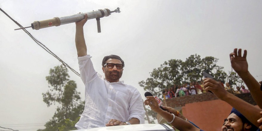 सनी देओल के सपोर्ट में चल रहे Fb पेज के खिलाफ शिकायत पर चुनाव आयोग ने की यह कार्रवाई