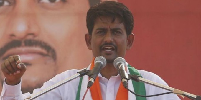 Gujarat OBC leader Alpesh Thakor quits Congress amid rumours of him joining BJP