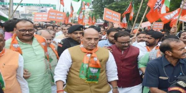 गांधीजी को भारत ही नहीं, पूरी दुनिया देती है सम्मान : रक्षामंत्री राजनाथ सिंह