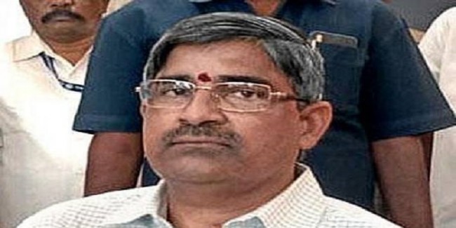Naidu’s remarks draw flakfrom retired IAS officers