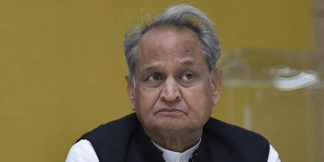 गरीब परिवारों को राहत, अब EWS आरक्षण में केवल 8 लाख से कम आय ही जरूरी, जमीन-जायदाद की बाध्यता हटाई