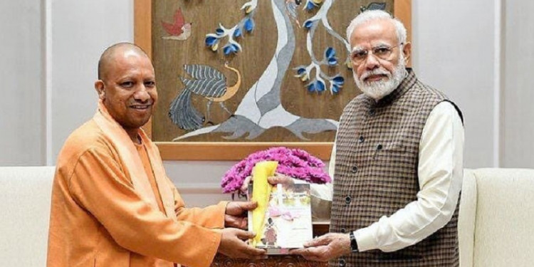 योगी और मोदी की शिष्टाचार मुलाकात