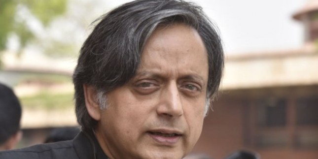 Exit Polls: ‘कांग्रेस खत्म हो जाए’, बोले योगेंद्र यादव, थरूर का तर्क- डर के मारे वोटर्स सच नहीं बताते