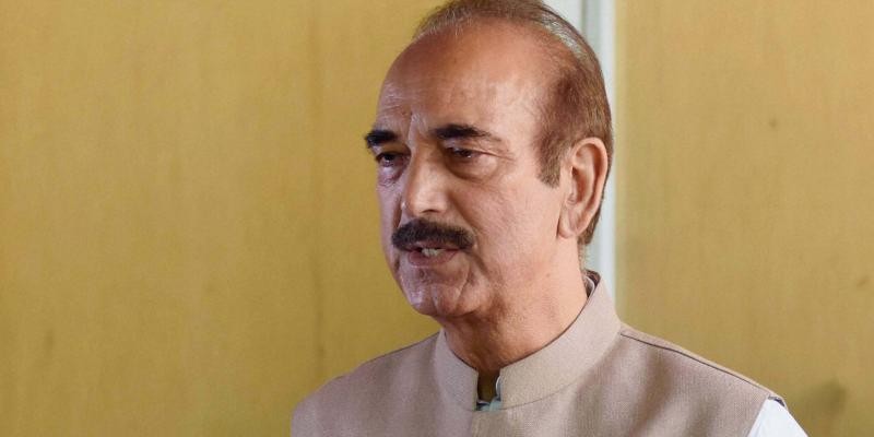 गुलाम नबी आजाद, विक्रमादित्य और वकार पर दर्ज हो एफआईआर, बीजेपी ने की चुनाव आयोग से शिकायत