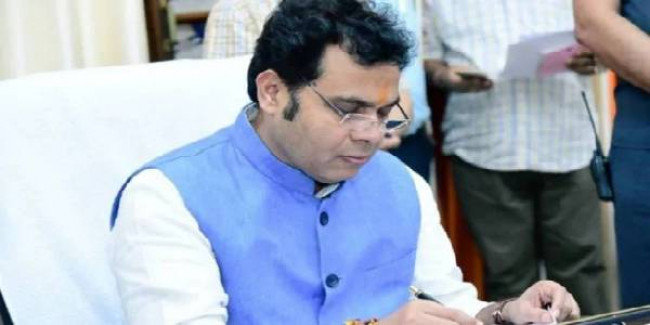 UP: अब झुग्गियों में नहीं आएगा लाखों का बिजली बिल, भाषा भी होगी हिंदी
