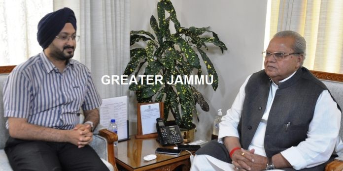 CEO SMVDSB Meets Governor