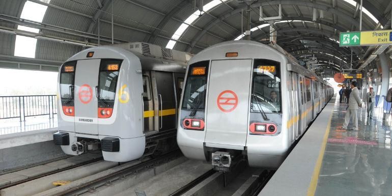 DMRC में केंद्र की 50% हिस्सेदारी, दिल्ली सरकार के लिए आसान नहीं महिलाओं को फ्री सफर करवाना