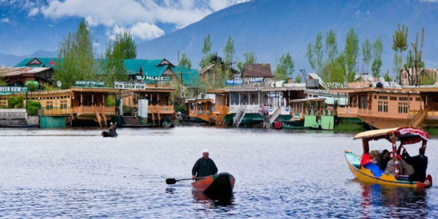 अनुच्छेद 370 के बावजूद कई राज्यों से ज़्यादा विकसित है कश्मीर