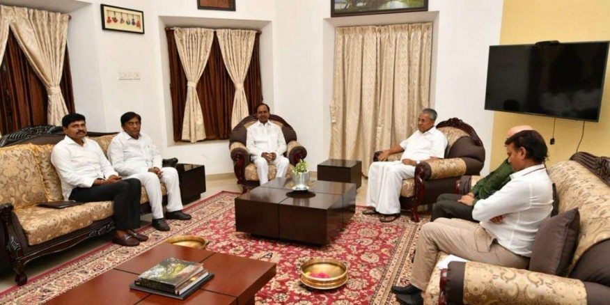 Discussed national politics, role of regional parties with KCR, not the PM candidate: Pinarayi Vijayan