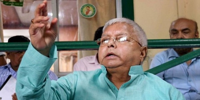CBI ने किया लालू की जमानत का विरोध, कहा- ‘विशेष वार्ड में रहकर राजनीतिक गतिविधियां चलाते हैं’