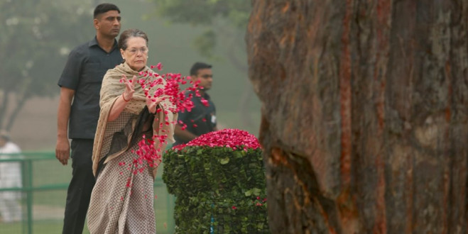 सोनिया गांधी तय करेंगी कांग्रेस विधायक दल का नेता, सभी विधायकों ने उन्हें अधिकृत किया